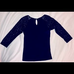 Blue 3/4 sleeve shirt